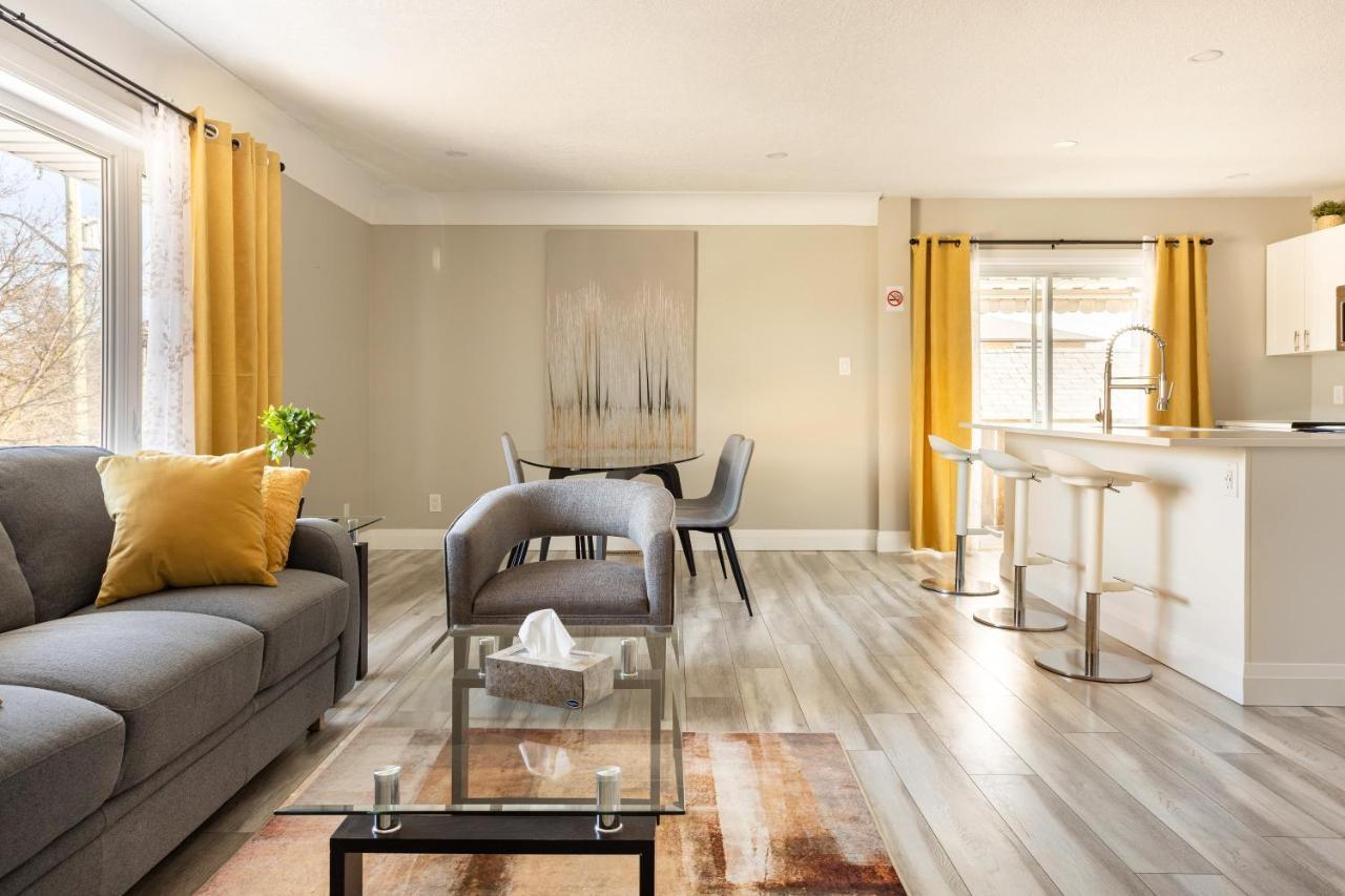Entire 2 Bedroom Apartment Downtown - U3 Waterloo Zewnętrze zdjęcie