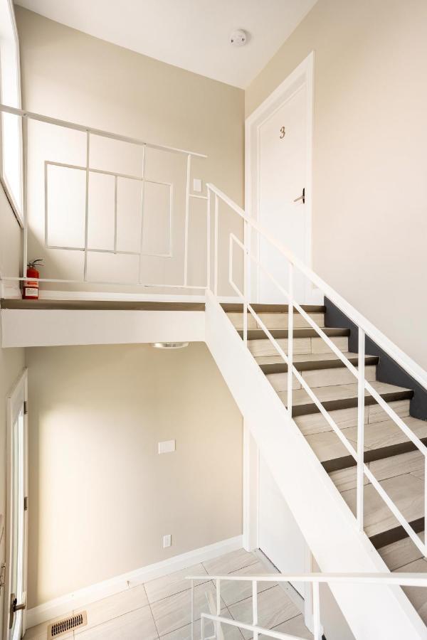 Entire 2 Bedroom Apartment Downtown - U3 Waterloo Zewnętrze zdjęcie