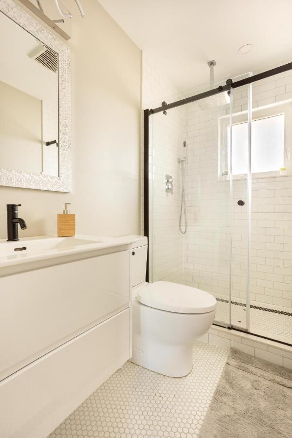 Entire 2 Bedroom Apartment Downtown - U3 Waterloo Zewnętrze zdjęcie